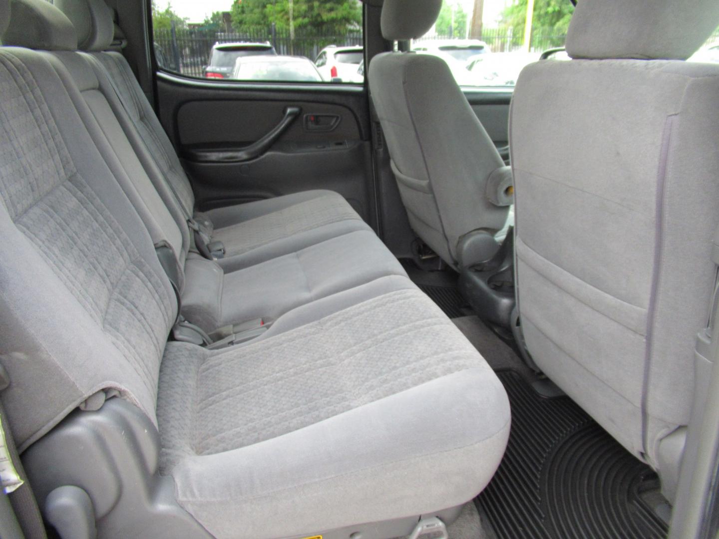 2006 Silver /Gray Toyota Tundra SR5 Double Cab (5TBET341X6S) with an 4.7L V8 DOHC 32V engine, 5A OD transmission, located at 1511 North Shepherd Dr., Houston, TX, 77008, (281) 657-1221, 29.798361, -95.412560 - 2006 Toyota Tundra SR5 VIN: 5TBET341X6S510744 Vehicle Details 4 Door Extended Cab Pickup 4.7L V8 F DOHC 32V Gasoline Rear wheel drive- Photo#15