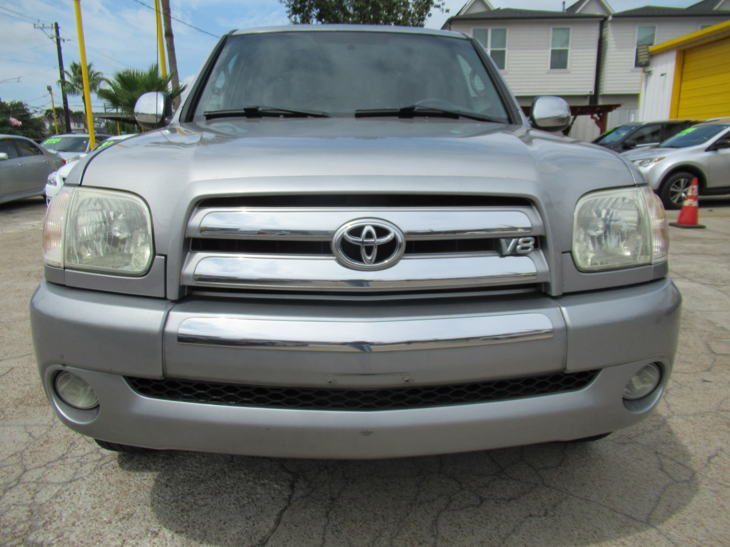 2006 Silver /Gray Toyota Tundra SR5 Double Cab (5TBET341X6S) with an 4.7L V8 DOHC 32V engine, 5A OD transmission, located at 1511 North Shepherd Dr., Houston, TX, 77008, (281) 657-1221, 29.798361, -95.412560 - 2006 Toyota Tundra SR5 VIN: 5TBET341X6S510744 Vehicle Details 4 Door Extended Cab Pickup 4.7L V8 F DOHC 32V Gasoline Rear wheel drive- Photo#35