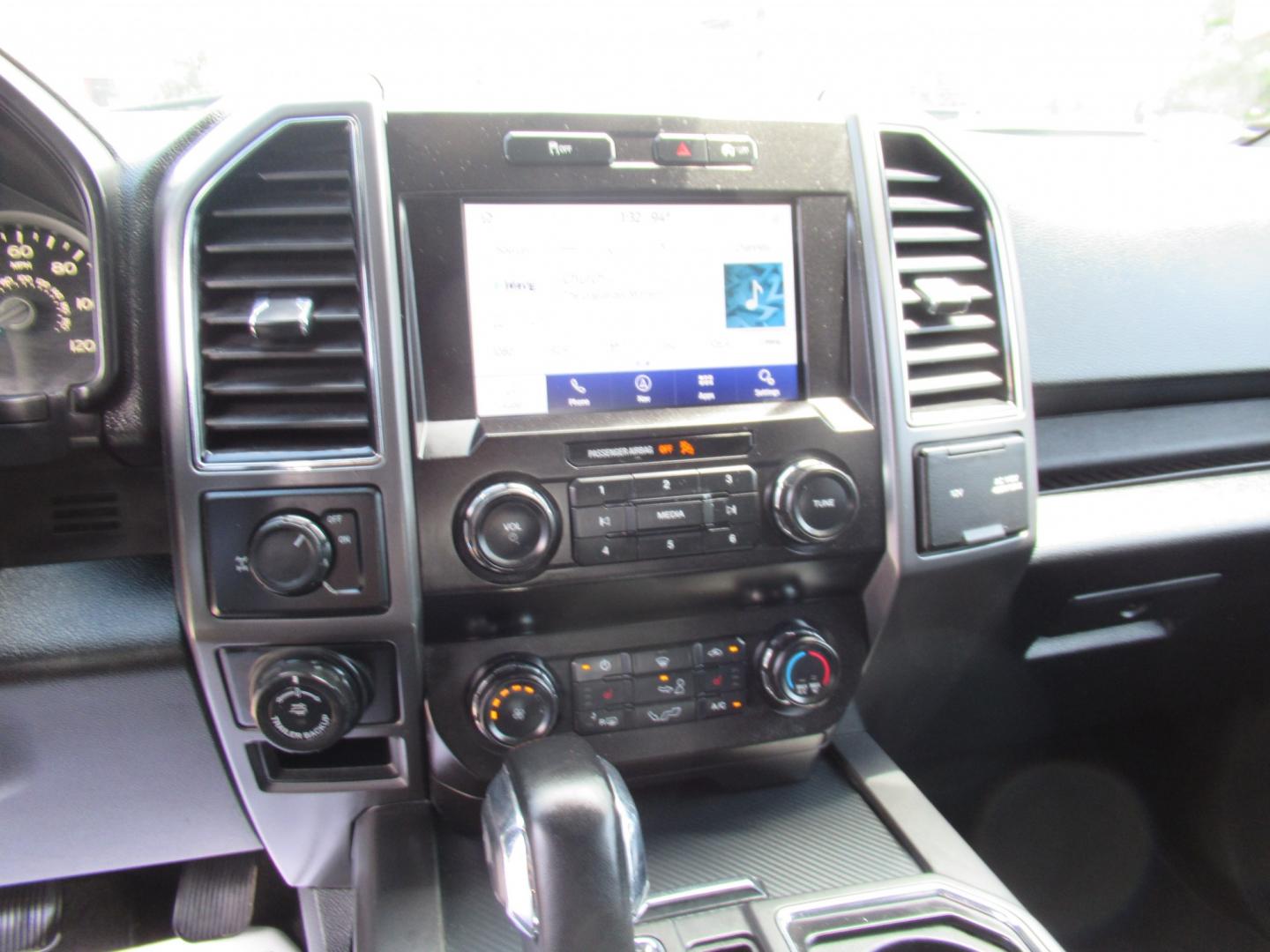 2020 Gray /Black Ford F-150 King-Ranch SuperCrew 5.5-ft. 2WD (1FTEW1CP8LK) with an 2.7L V6 DOHC 24V engine, 6A transmission, located at 1511 North Shepherd Dr., Houston, TX, 77008, (281) 657-1221, 29.798361, -95.412560 - 2020 Ford F-150 XLT VIN: 1FTEW1CP8LKE93535 Vehicle Details Crew Pickup 2.7L V6 F DOHC 24V Gasoline Rear wheel drive- Photo#11