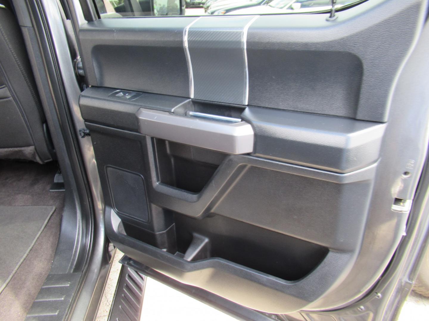 2020 Gray /Black Ford F-150 King-Ranch SuperCrew 5.5-ft. 2WD (1FTEW1CP8LK) with an 2.7L V6 DOHC 24V engine, 6A transmission, located at 1511 North Shepherd Dr., Houston, TX, 77008, (281) 657-1221, 29.798361, -95.412560 - 2020 Ford F-150 XLT VIN: 1FTEW1CP8LKE93535 Vehicle Details Crew Pickup 2.7L V6 F DOHC 24V Gasoline Rear wheel drive- Photo#12