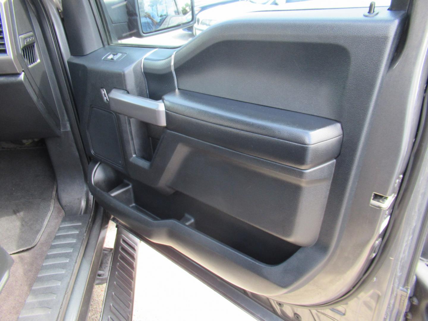 2020 Gray /Black Ford F-150 King-Ranch SuperCrew 5.5-ft. 2WD (1FTEW1CP8LK) with an 2.7L V6 DOHC 24V engine, 6A transmission, located at 1511 North Shepherd Dr., Houston, TX, 77008, (281) 657-1221, 29.798361, -95.412560 - 2020 Ford F-150 XLT VIN: 1FTEW1CP8LKE93535 Vehicle Details Crew Pickup 2.7L V6 F DOHC 24V Gasoline Rear wheel drive- Photo#14
