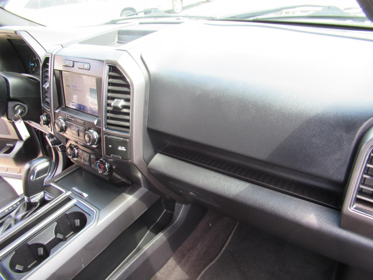 2020 Gray /Black Ford F-150 King-Ranch SuperCrew 5.5-ft. 2WD (1FTEW1CP8LK) with an 2.7L V6 DOHC 24V engine, 6A transmission, located at 1511 North Shepherd Dr., Houston, TX, 77008, (281) 657-1221, 29.798361, -95.412560 - 2020 Ford F-150 XLT VIN: 1FTEW1CP8LKE93535 Vehicle Details Crew Pickup 2.7L V6 F DOHC 24V Gasoline Rear wheel drive- Photo#15