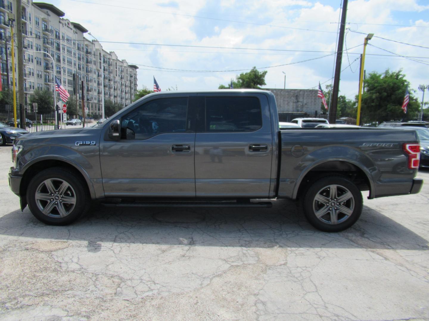 2020 Gray /Black Ford F-150 King-Ranch SuperCrew 5.5-ft. 2WD (1FTEW1CP8LK) with an 2.7L V6 DOHC 24V engine, 6A transmission, located at 1511 North Shepherd Dr., Houston, TX, 77008, (281) 657-1221, 29.798361, -95.412560 - 2020 Ford F-150 XLT VIN: 1FTEW1CP8LKE93535 Vehicle Details Crew Pickup 2.7L V6 F DOHC 24V Gasoline Rear wheel drive- Photo#18