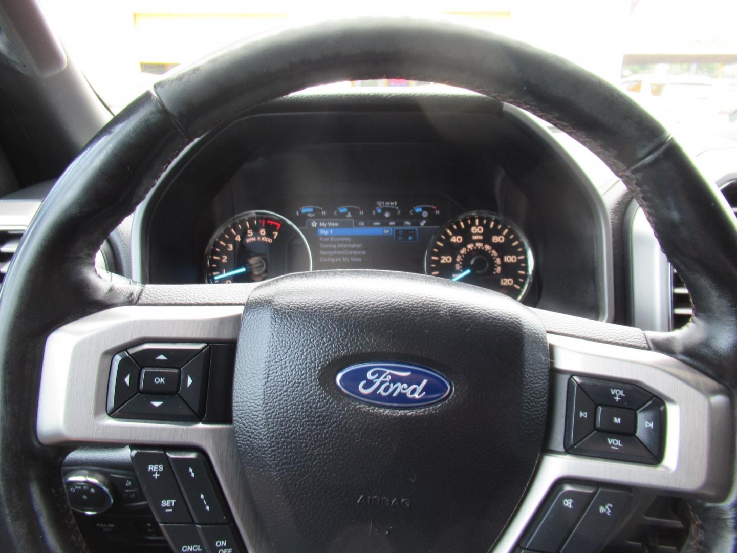 2019 Gray /Black Ford F-150 XLT SuperCrew 5.5-ft. Bed 2WD (1FTEW1C40KF) with an 3.5L V6 TURBO engine, 6A transmission, located at 1511 North Shepherd Dr., Houston, TX, 77008, (281) 657-1221, 29.798361, -95.412560 - 2019 Ford F-150 Platinum VIN: 1FTEW1C40KFC31635 Vehicle Details Crew Pickup 3.5L V6 F DOHC 24V Gasoline Rear wheel drive- Photo#1