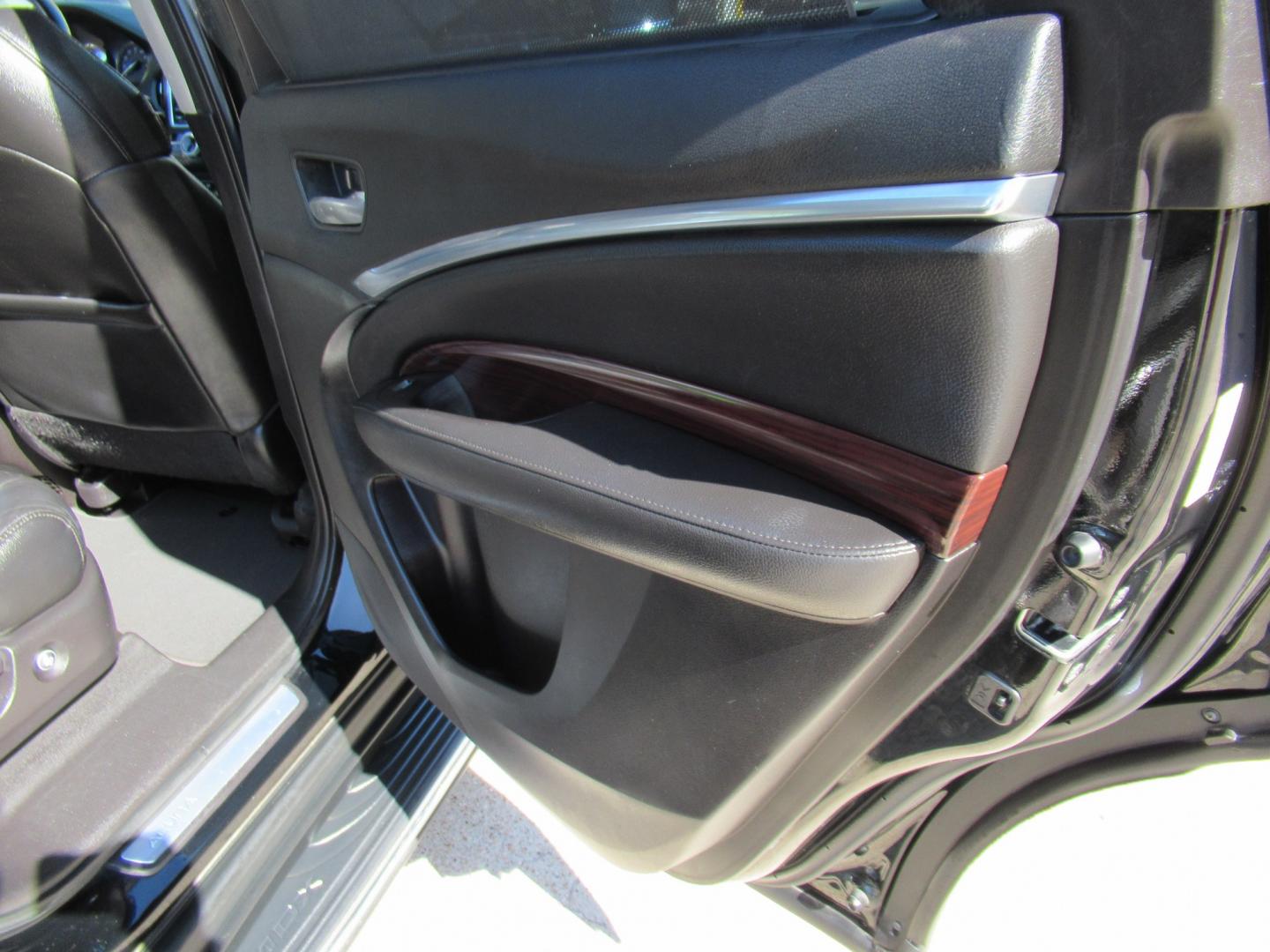 2014 Black /Black Acura MDX 6-Spd AT w/Tech and Entertainment Package (5FRYD3H64EB) with an 3.5L V6 SOHC 24V engine, 6-Speed Automatic transmission, located at 1511 North Shepherd Dr., Houston, TX, 77008, (281) 657-1221, 29.798361, -95.412560 - 2014 Acura MDX W/Tech W/Res VIN: 5FRYD3H64EB010815 Vehicle Details 4 Door Wagon/Sport Utility 3.5L V6 F SOHC 24V Gasoline Front wheel drive- Photo#17