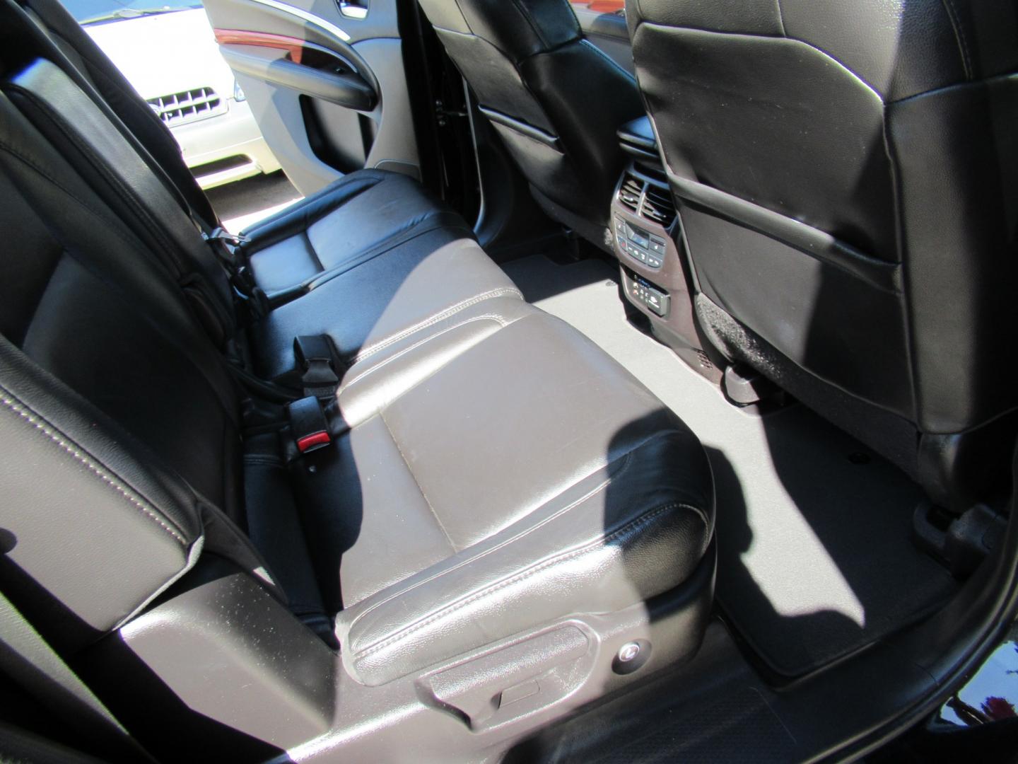 2014 Black /Black Acura MDX 6-Spd AT w/Tech and Entertainment Package (5FRYD3H64EB) with an 3.5L V6 SOHC 24V engine, 6-Speed Automatic transmission, located at 1511 North Shepherd Dr., Houston, TX, 77008, (281) 657-1221, 29.798361, -95.412560 - 2014 Acura MDX W/Tech W/Res VIN: 5FRYD3H64EB010815 Vehicle Details 4 Door Wagon/Sport Utility 3.5L V6 F SOHC 24V Gasoline Front wheel drive- Photo#18