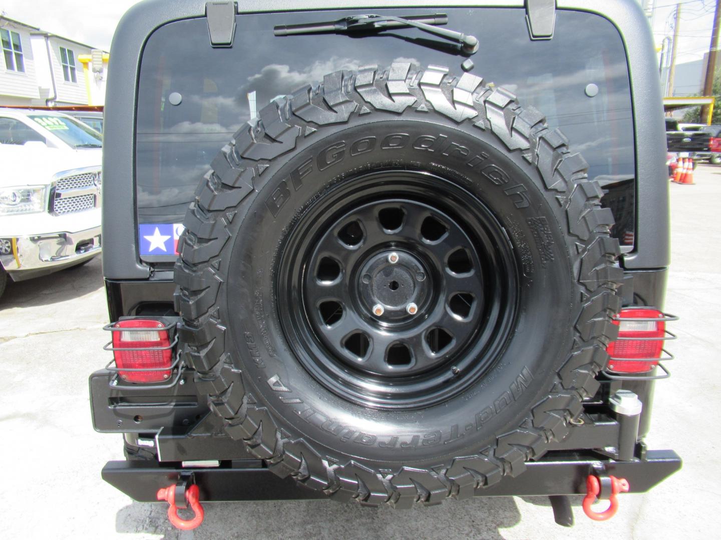 2006 Black /Black Jeep Wrangler Unlimited Rubicon (1J4FA64S96P) with an 4.0L L6 OHV 12V engine, located at 1511 North Shepherd Dr., Houston, TX, 77008, (281) 657-1221, 29.798361, -95.412560 - 2006 Jeep Wrangler Unlimited Rubicon VIN: 1J4FA64S96P782881 Vehicle Details Utility (Blazer, Jimmy, Scout, etc.) 4.0L I6 F Gasoline Rear wheel drive w/ 4X4- Photo#31