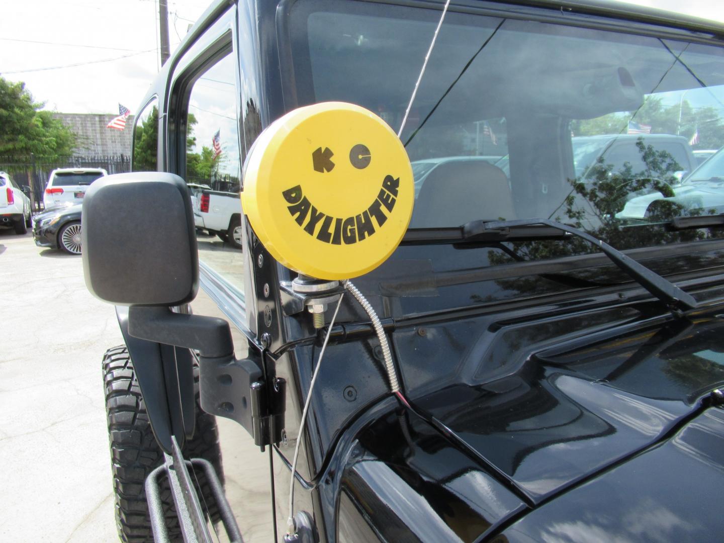 2006 Black /Black Jeep Wrangler Unlimited Rubicon (1J4FA64S96P) with an 4.0L L6 OHV 12V engine, located at 1511 North Shepherd Dr., Houston, TX, 77008, (281) 657-1221, 29.798361, -95.412560 - 2006 Jeep Wrangler Unlimited Rubicon VIN: 1J4FA64S96P782881 Vehicle Details Utility (Blazer, Jimmy, Scout, etc.) 4.0L I6 F Gasoline Rear wheel drive w/ 4X4- Photo#45