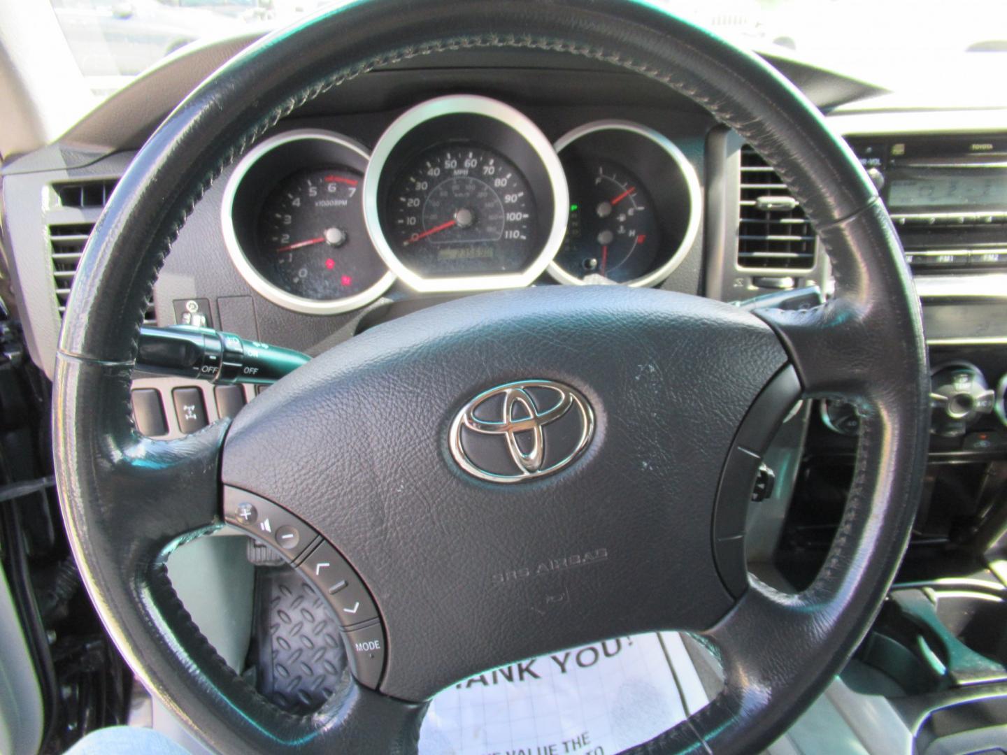 2006 Black /Black Toyota 4Runner Sport Edition 4WD V8 (JTEBT14R868) with an 4.7L V8 DOHC 32V engine, 5A OD transmission, located at 1511 North Shepherd Dr., Houston, TX, 77008, (281) 657-1221, 29.798361, -95.412560 - 2006 Toyota 4Runner Sport Edition VIN: JTEBT14R868037687 4 Door Wagon/Sport Utility 4.7L V8 F DOHC 32V Gasoline All wheel drive- Photo#5