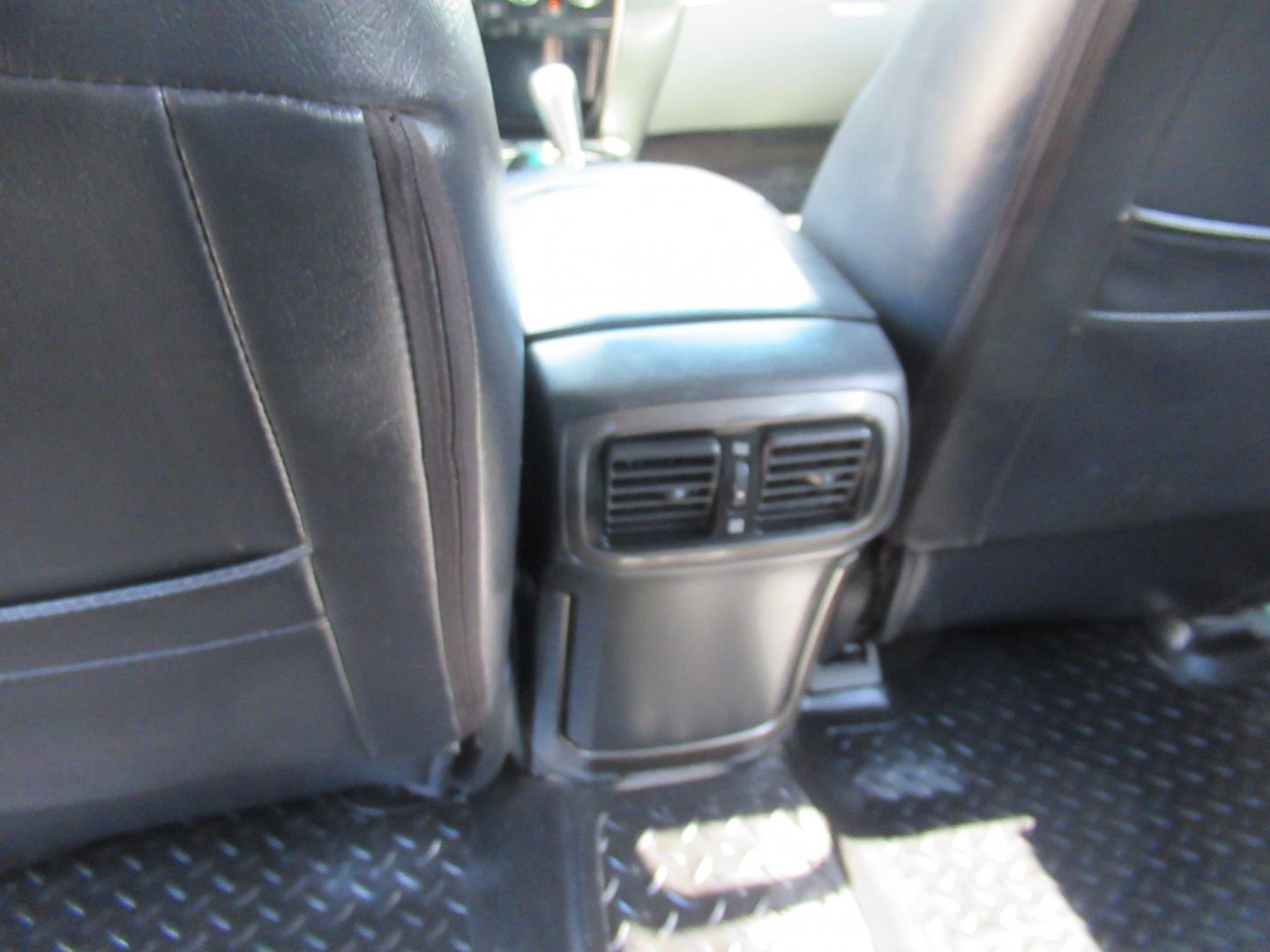 2006 Black /Black Toyota 4Runner Sport Edition 4WD V8 (JTEBT14R868) with an 4.7L V8 DOHC 32V engine, 5A OD transmission, located at 1511 North Shepherd Dr., Houston, TX, 77008, (281) 657-1221, 29.798361, -95.412560 - 2006 Toyota 4Runner Sport Edition VIN: JTEBT14R868037687 4 Door Wagon/Sport Utility 4.7L V8 F DOHC 32V Gasoline All wheel drive- Photo#13