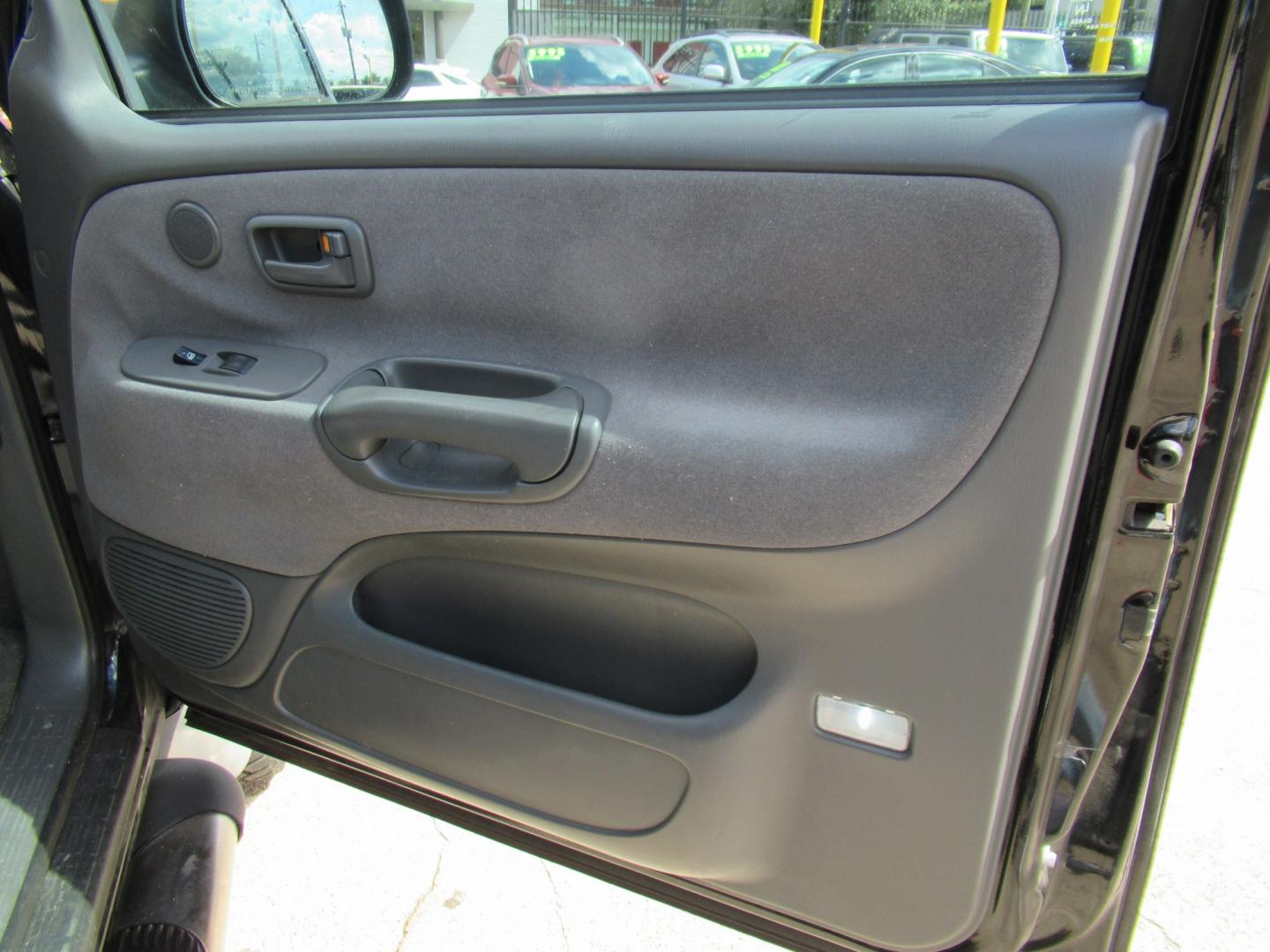 2004 Black /Gray Toyota Tundra SR5 Access Cab 2WD (5TBRT34134S) with an 4.7L V8 DOHC 32V engine, Automatic transmission, located at 1511 North Shepherd Dr., Houston, TX, 77008, (281) 657-1221, 29.798361, -95.412560 - 2004 Toyota Tundra SR5 VIN: 5TBRT34134S444343 Vehicle Details 4 Door Extended Cab Pickup 4.7L V8 F DOHC 32V Gasoline Rear wheel drive- Photo#12