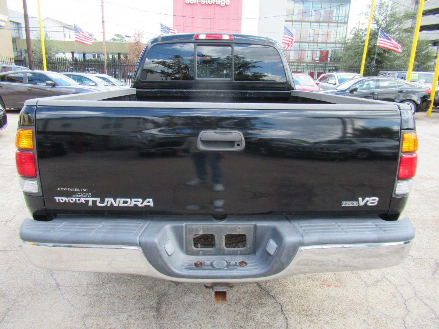 2004 Black /Gray Toyota Tundra SR5 Access Cab 2WD (5TBRT34134S) with an 4.7L V8 DOHC 32V engine, Automatic transmission, located at 1511 North Shepherd Dr., Houston, TX, 77008, (281) 657-1221, 29.798361, -95.412560 - 2004 Toyota Tundra SR5 VIN: 5TBRT34134S444343 Vehicle Details 4 Door Extended Cab Pickup 4.7L V8 F DOHC 32V Gasoline Rear wheel drive- Photo#19