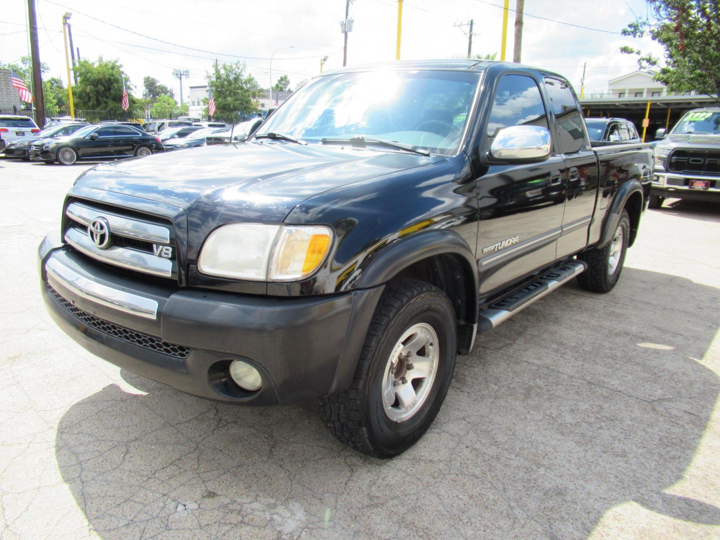 2004 Black /Gray Toyota Tundra SR5 Access Cab 2WD (5TBRT34134S) with an 4.7L V8 DOHC 32V engine, Automatic transmission, located at 1511 North Shepherd Dr., Houston, TX, 77008, (281) 657-1221, 29.798361, -95.412560 - 2004 Toyota Tundra SR5 VIN: 5TBRT34134S444343 Vehicle Details 4 Door Extended Cab Pickup 4.7L V8 F DOHC 32V Gasoline Rear wheel drive- Photo#30