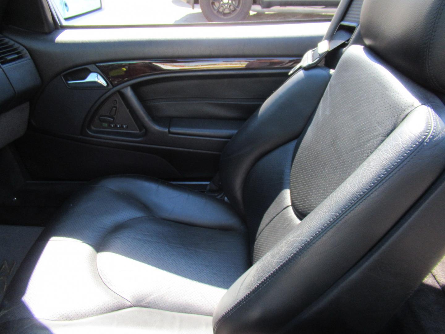 1997 Silver /Black Mercedes-Benz SL-Class SL500 40th Anniv. Roadster (WDBFA67F7VF) with an 5.0L V8 DOHC 32V engine, 5A OD transmission, located at 1511 North Shepherd Dr., Houston, TX, 77008, (281) 657-1221, 29.798361, -95.412560 - 1997 Mercedes-Benz SL-Class SL 500 VIN: WDBFA67F7VF147634 Vehicle Details Convertible 5.0L V8 F Gasoline Rear wheel drive- Photo#10