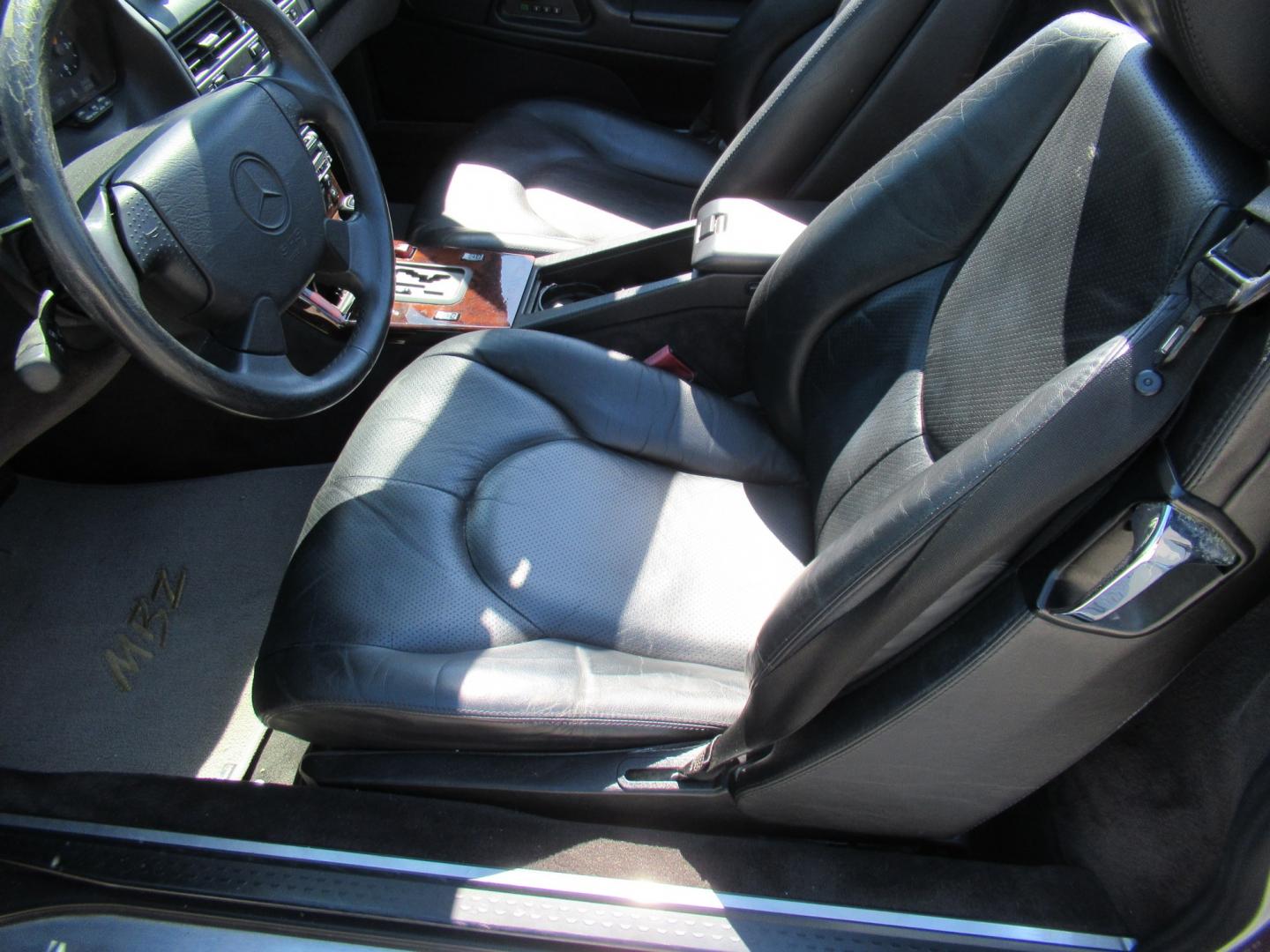 1997 Silver /Black Mercedes-Benz SL-Class SL500 40th Anniv. Roadster (WDBFA67F7VF) with an 5.0L V8 DOHC 32V engine, 5A OD transmission, located at 1511 North Shepherd Dr., Houston, TX, 77008, (281) 657-1221, 29.798361, -95.412560 - 1997 Mercedes-Benz SL-Class SL 500 VIN: WDBFA67F7VF147634 Vehicle Details Convertible 5.0L V8 F Gasoline Rear wheel drive- Photo#9
