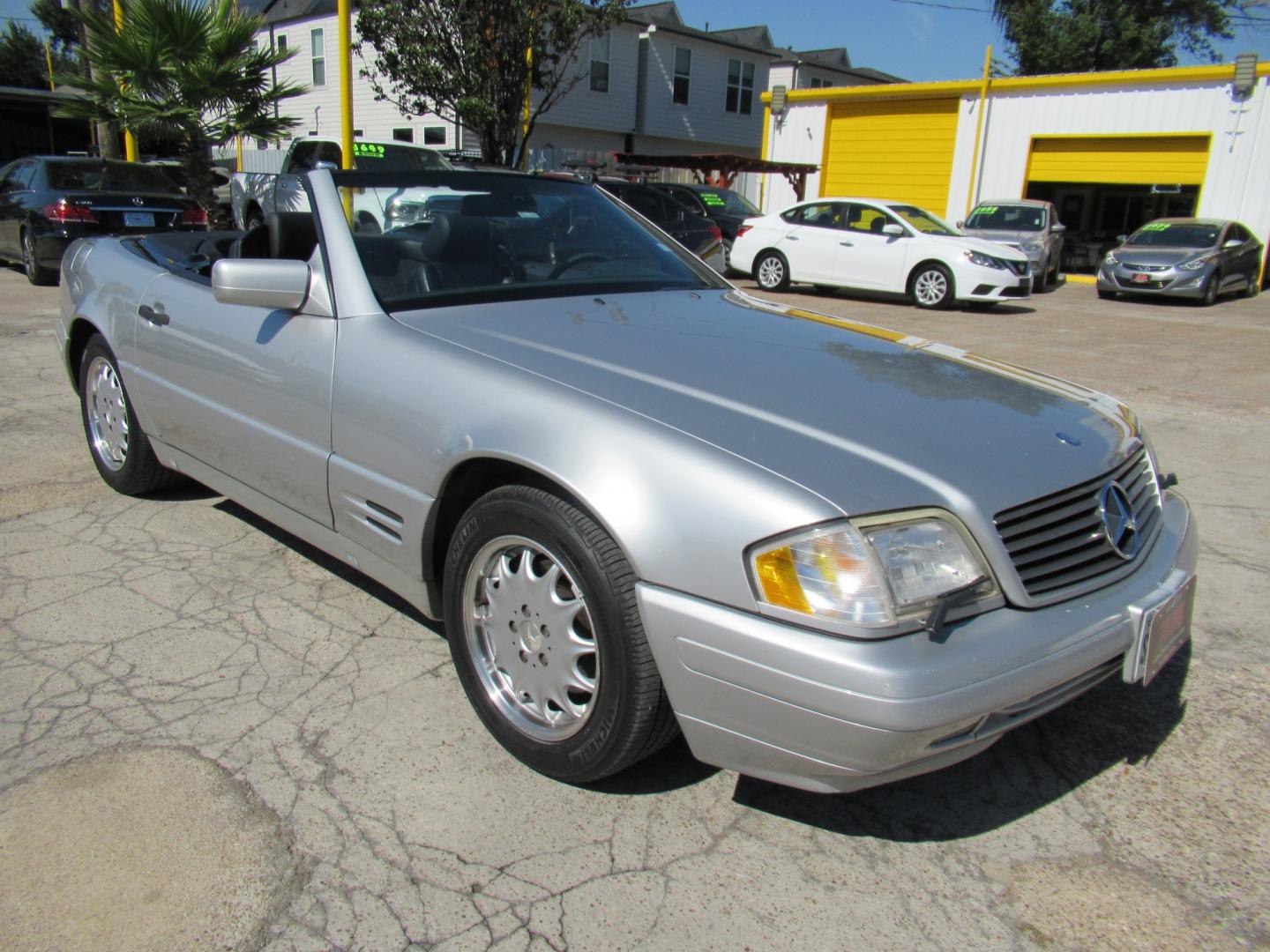1997 Silver /Black Mercedes-Benz SL-Class SL500 40th Anniv. Roadster (WDBFA67F7VF) with an 5.0L V8 DOHC 32V engine, 5A OD transmission, located at 1511 North Shepherd Dr., Houston, TX, 77008, (281) 657-1221, 29.798361, -95.412560 - 1997 Mercedes-Benz SL-Class SL 500 VIN: WDBFA67F7VF147634 Vehicle Details Convertible 5.0L V8 F Gasoline Rear wheel drive- Photo#24