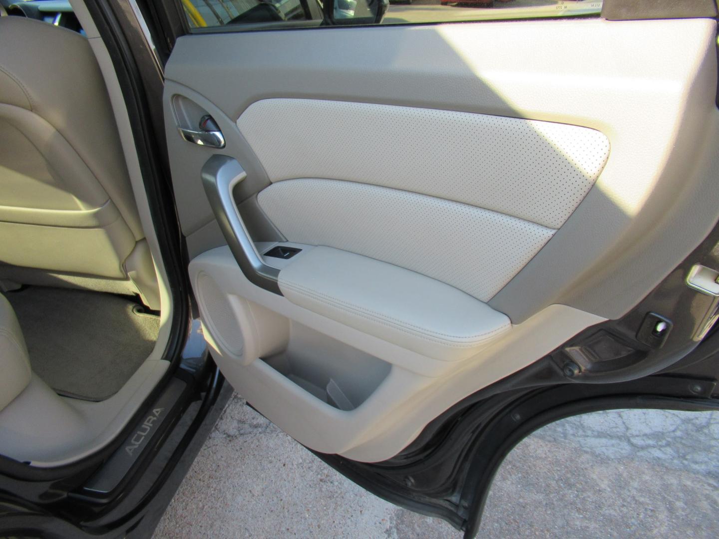 2011 Gray /Gray Acura RDX 5-Spd AT with Technology Package (5J8TB2H57BA) with an 2.3L L4 DOHC 16V engine, 5A transmission, located at 1511 North Shepherd Dr., Houston, TX, 77008, (281) 657-1221, 29.798361, -95.412560 - 2011 Acura RDX W/Tech VIN: 5J8TB2H57BA003334 Vehicle Details 4 Door Wagon/Sport Utility 2.3L I4 F DOHC 16V Gasoline Front wheel drive- Photo#10